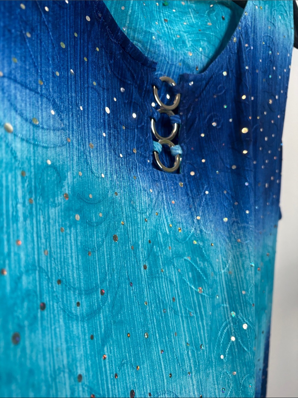 Avenue Blue Teal Ombre Tank with Silver Ring Accents - Picture 5 of 8